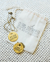 Load image into Gallery viewer, Spanish Film Quote Necklace